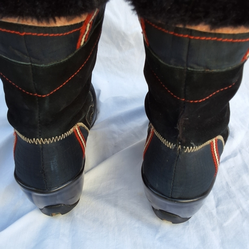 J-41 Lace up sporty faux fur boots 9.5 - Picture 7 of 13